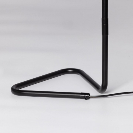 Фото Настольная лампа офисная DeMarkt Хоф 497035201