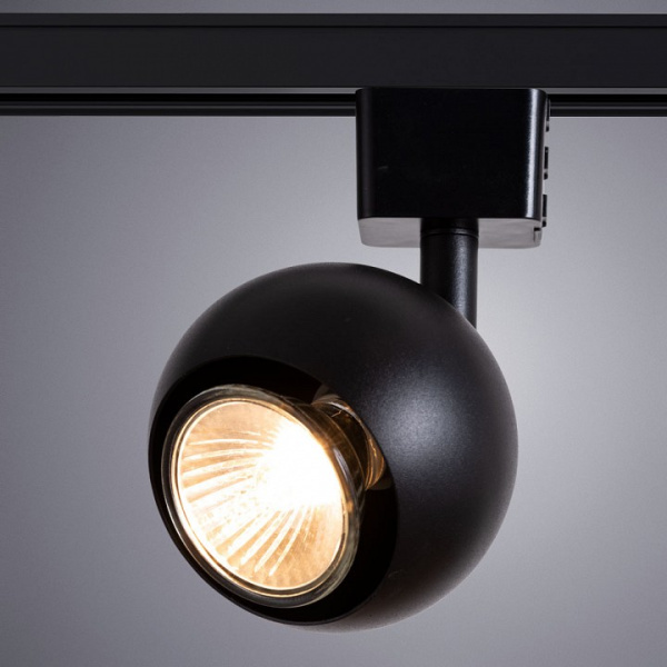 Открыть Светильник на штанге Arte Lamp Brad A6253PL-1BK Фото Светильник на штанге Arte Lamp Brad A6253PL-1BK