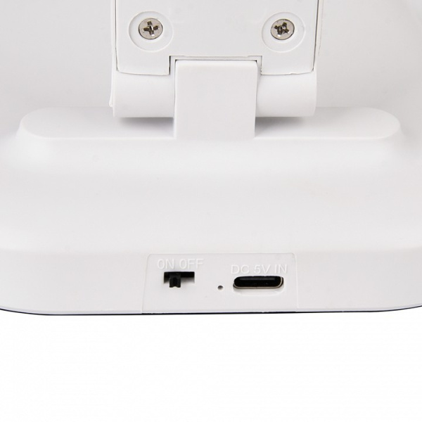 Фото Настольная лампа офисная Arte Lamp London A5124LT-1WH