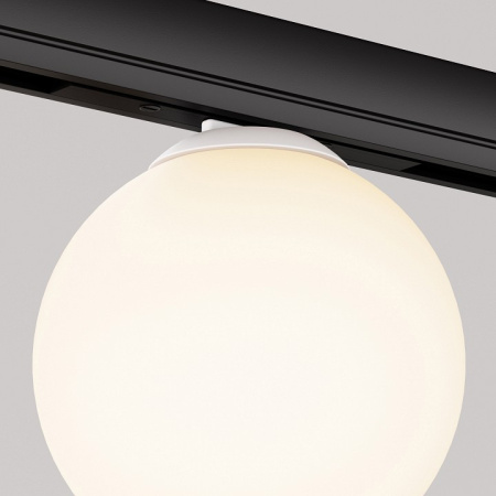 Открыть Накладной светильник Maytoni Luna TR185-1-3W3K-B Фото Накладной светильник Maytoni Luna TR185-1-3W3K-B