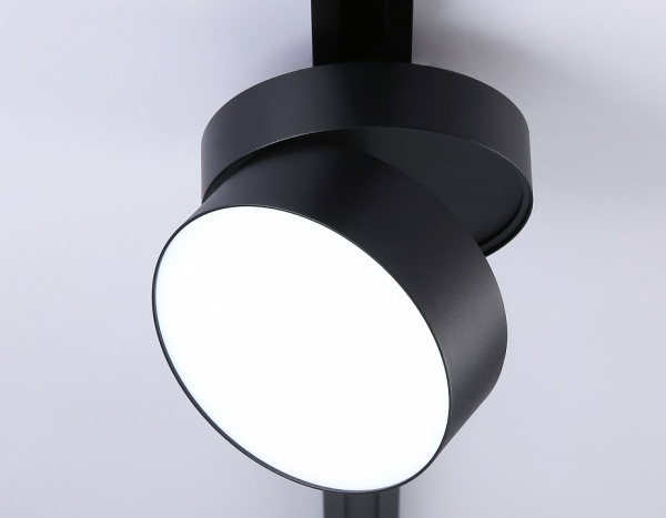 Открыть Светильник на штанге Ambrella Light GL GL6879 Фото Светильник на штанге Ambrella Light GL GL6879